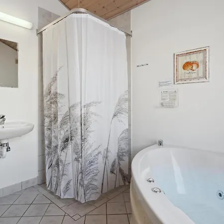Pet Friendly In With Wifi Holiday home