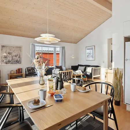 Pet Friendly In With Wifi Holiday home *